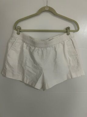 J. Crew White Women’s Elastic-Waist Shorts size XL